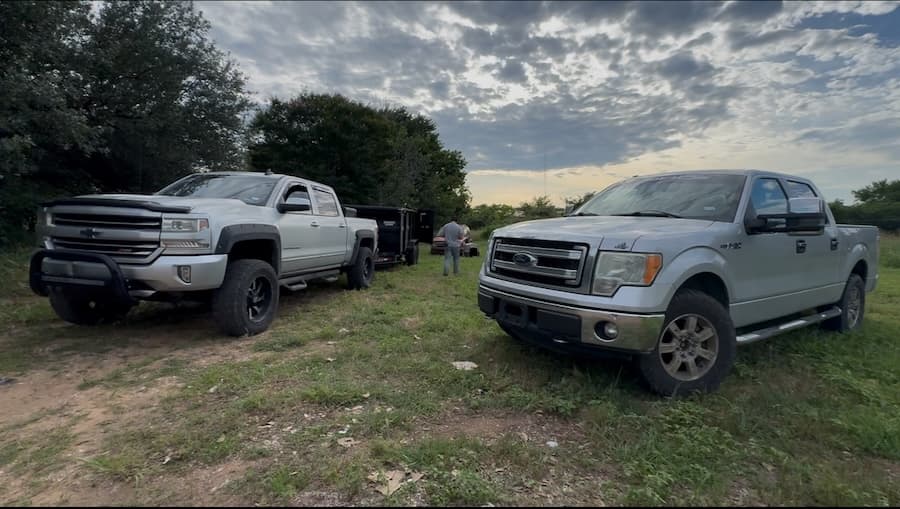 The Cowtown Junkers crew with trucks and trailers
